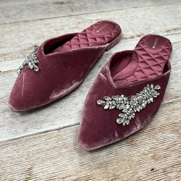 Birdies The Swan Velvet Slip On Shoes - Picture 3 of 9